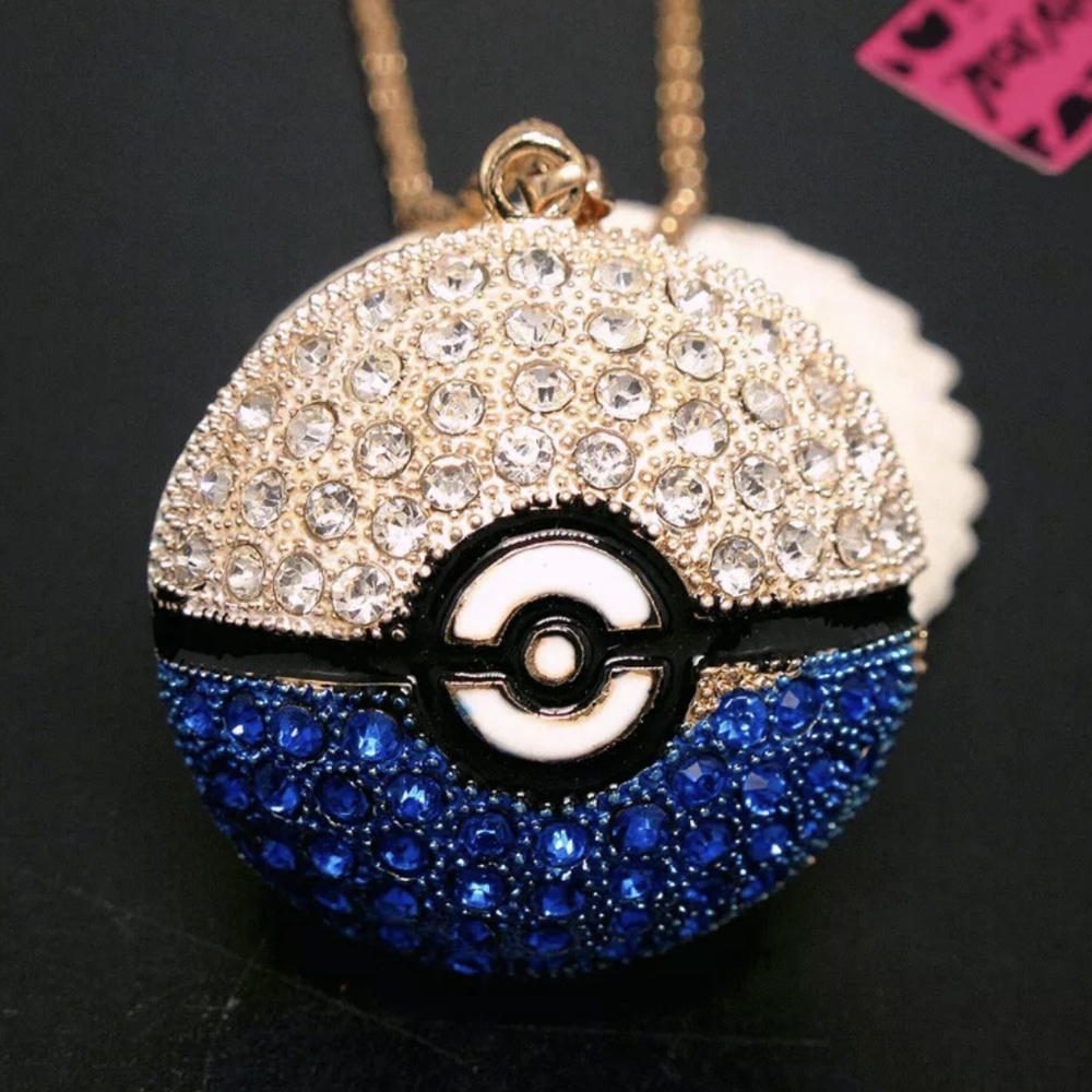 💥 Captains Pokeball Necklace